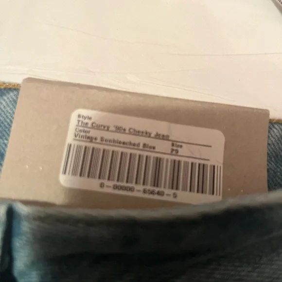 NWT Everlane The Curvy 90’s cheeky jean size 29